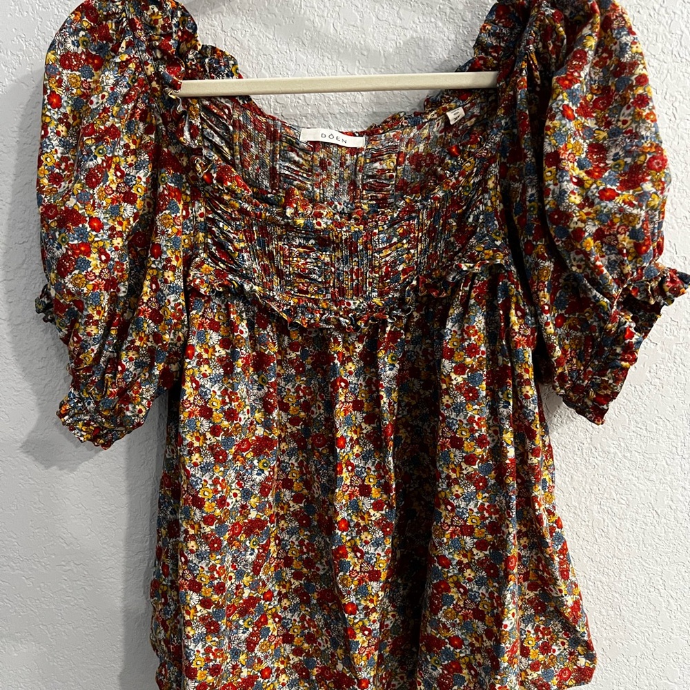 Doen Floral Puff Sleeve Blouse in Red, Yellow & Blue